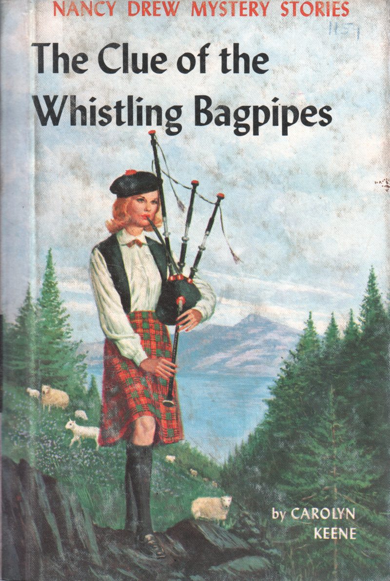 THE CLUE OF THE WHISTLING BAGPIPES BY CAROLYN KEENE