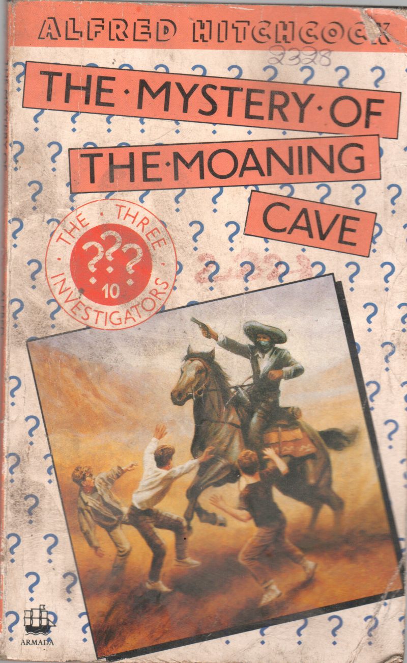 THE MYSTERY OF THE MOANING CAVE BY ROBERT ARTHUR
