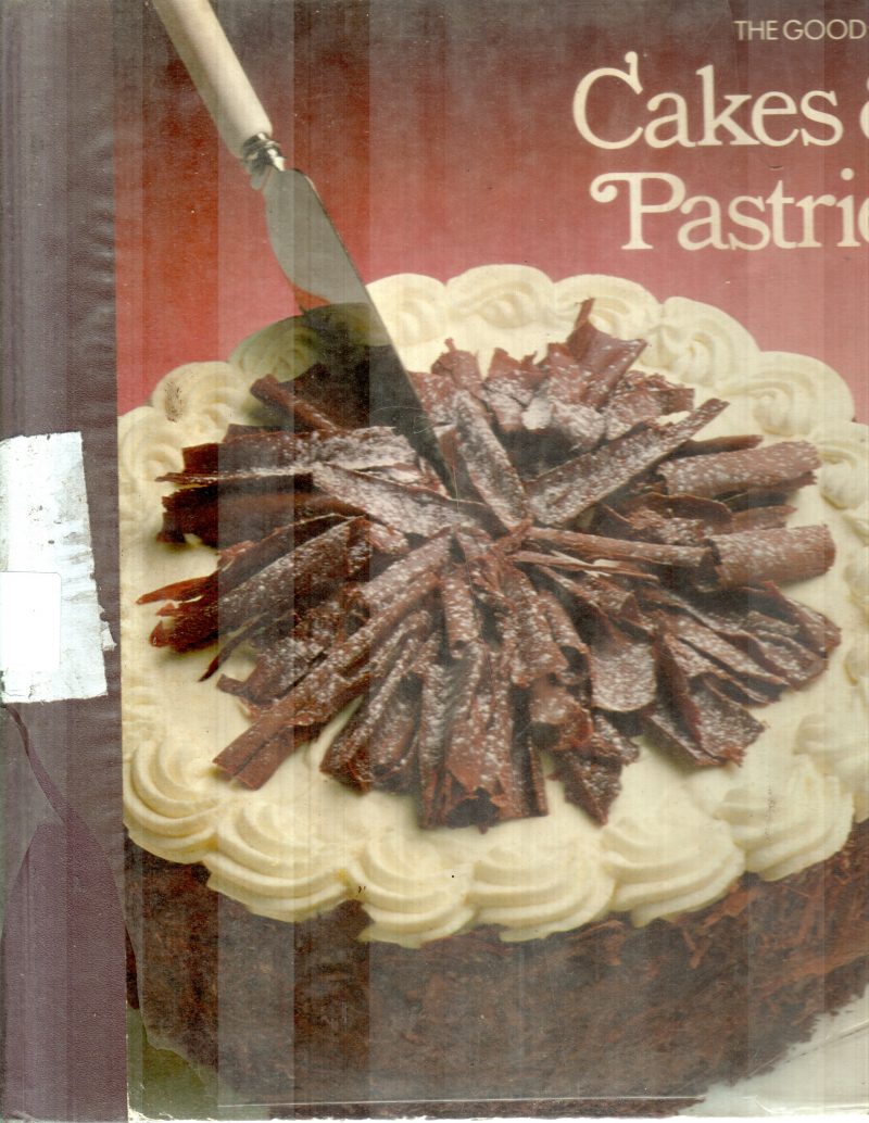 CAKES & PASTRIES