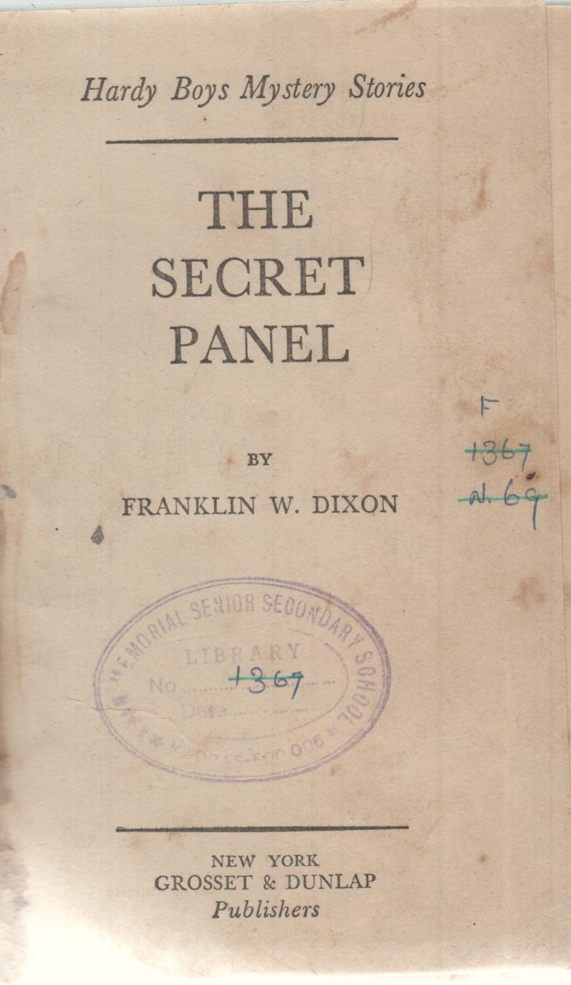THE SECRET PANEL BY FRANKLIN W. DIXON