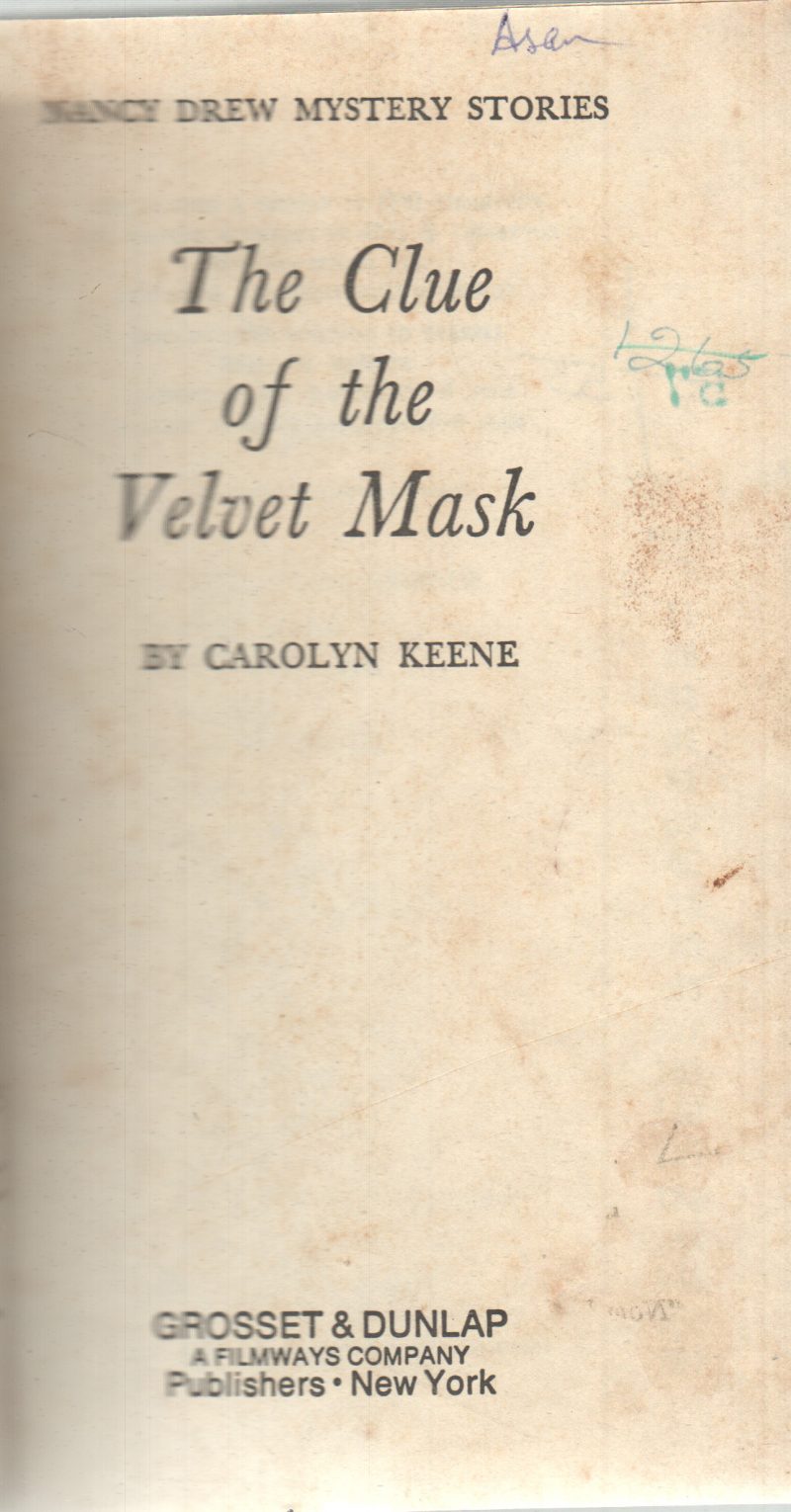 THE CLUE OF THE VELVET MASK BY CAROLYN KEENE