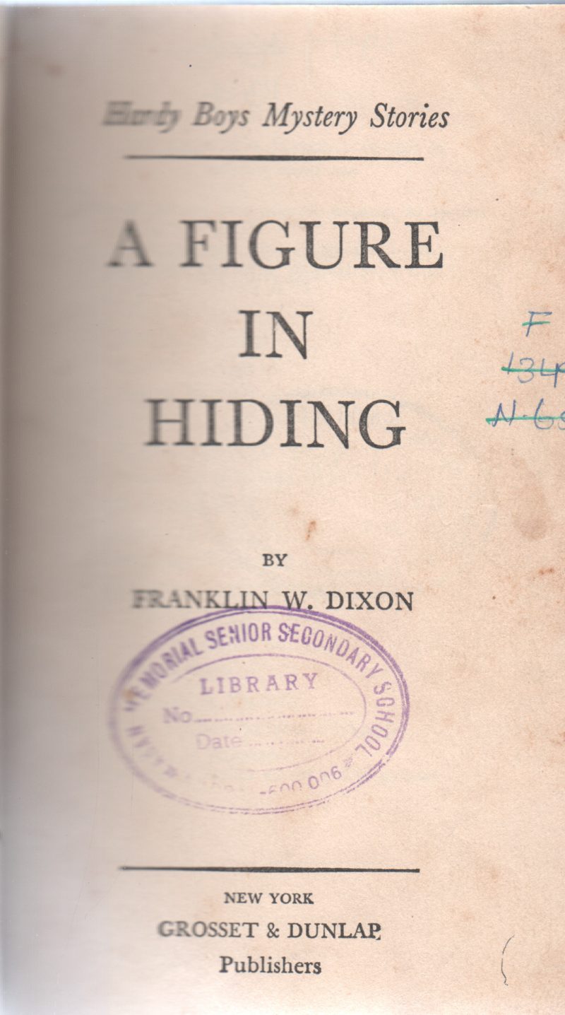 A FIGURE IN HIDING BY FRANKLIN W.DIXON