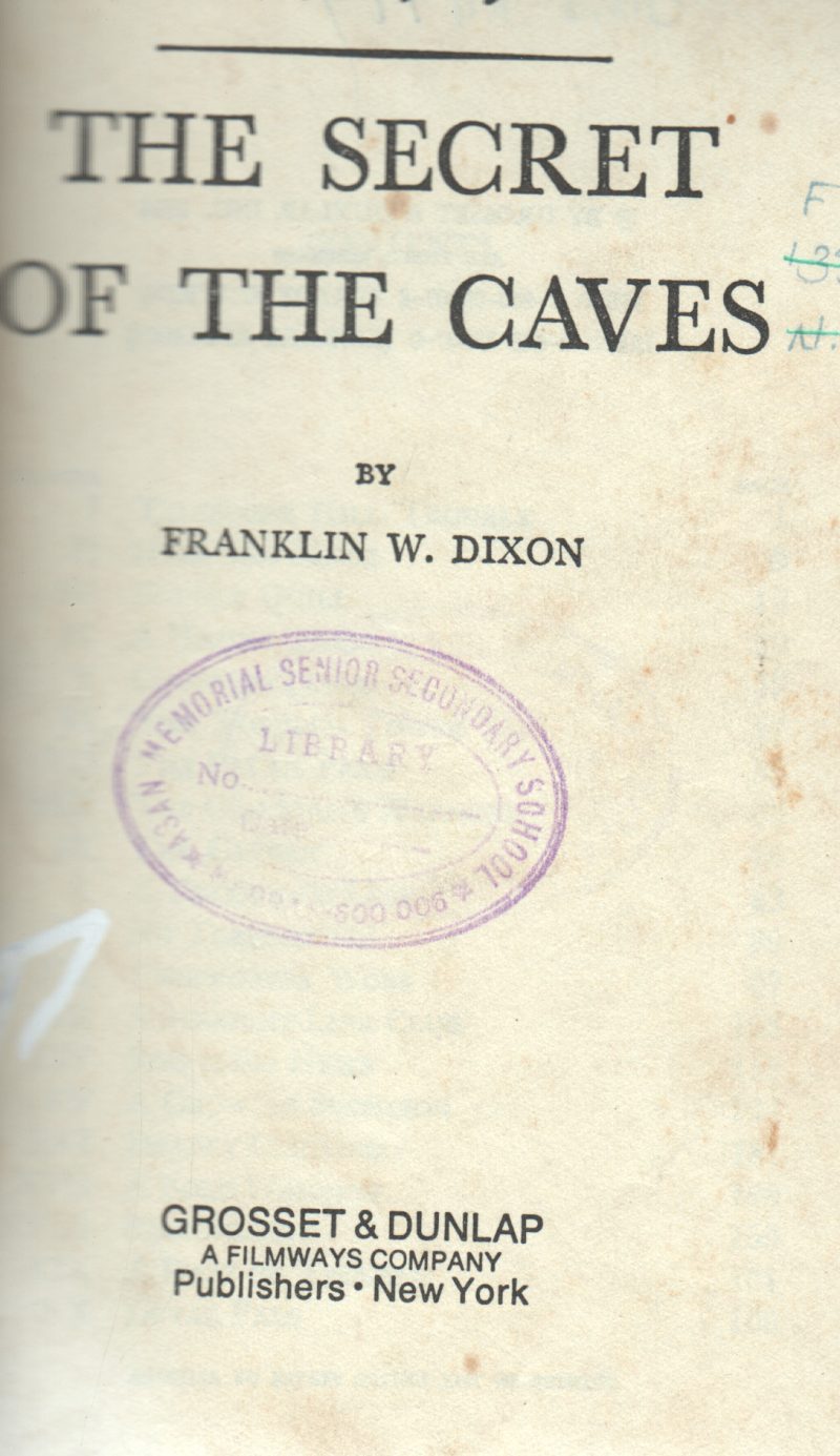 THE SECRET OF TE CAVES BY FRANKLIN W.DIXON
